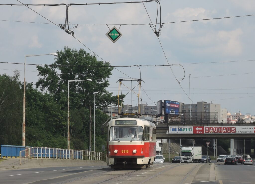 6371 - linka 6 Teplárna Michle DPP Tatra T3R.P 8318