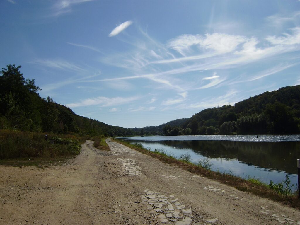 c68 - údolí Vltavy u ústí Drahanského potoka