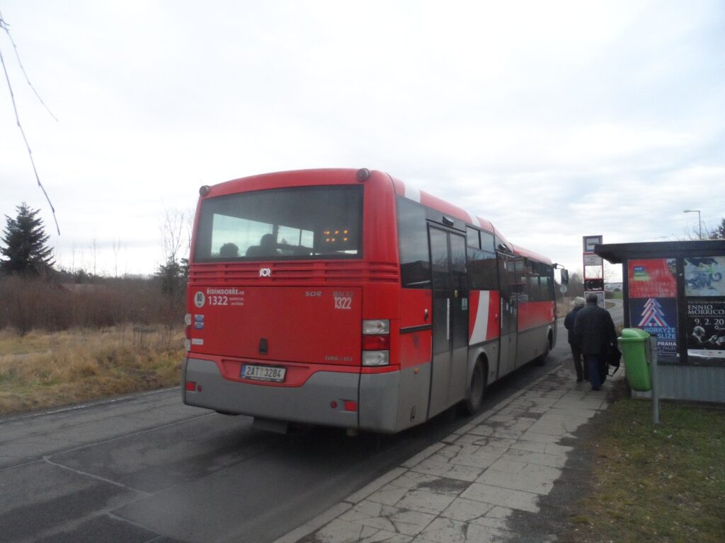 1565 - linka 173 Cholupický vrch Arriva Praha SOR BN 12 1322