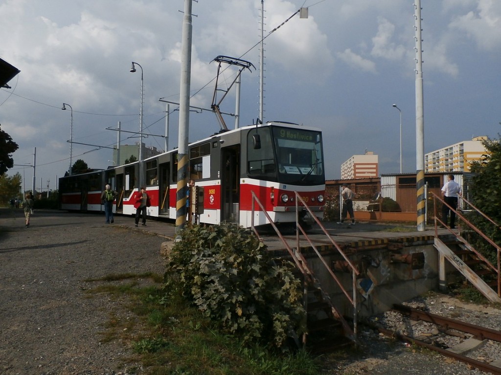 linka 9 směr linka 9 na nádraží Praha - Zličín