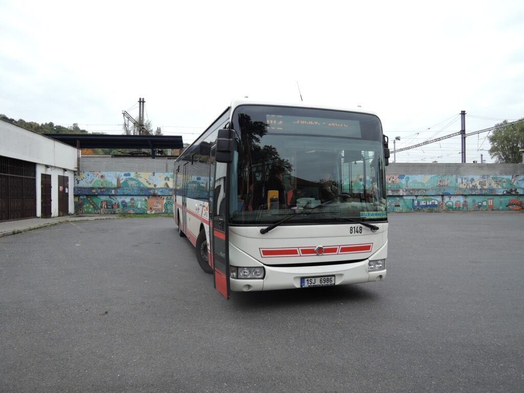 105 - linka 255102 Kralupy nad Vltavou,,žel.st. ČSAD SČ Irisbus Crossway 12M 8148