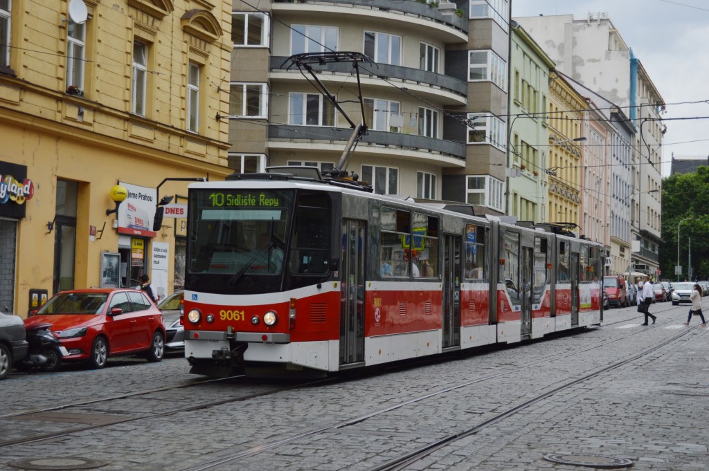 9061 - linka 10 Blanická DPP Tatra KT8D5RN2P